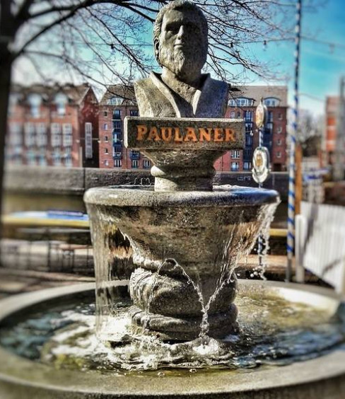 Brunnen